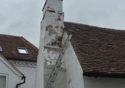 Repairing chimney breast before rendering